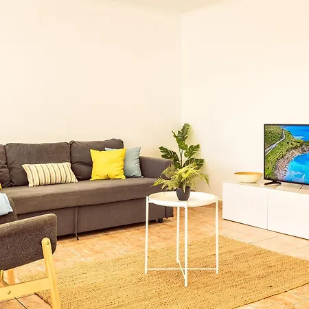2-bed With Pool, Close To Golf & Marina Vilamoura