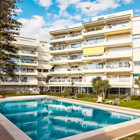 2-bed With Pool, Close To Golf & Marina 公寓